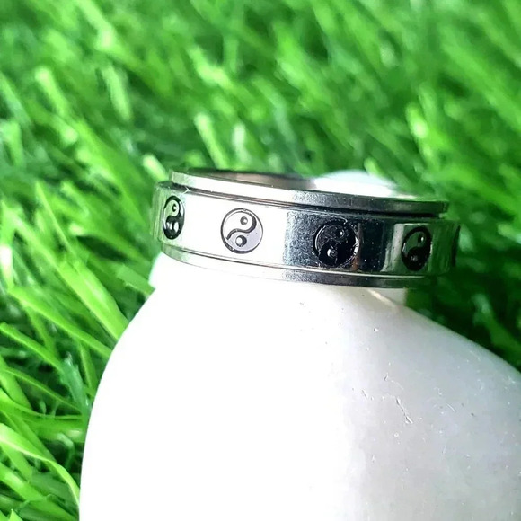 Stainless Steel Fashion Ring for Men/Women, AAAQL1004 - Picture 1 of 11